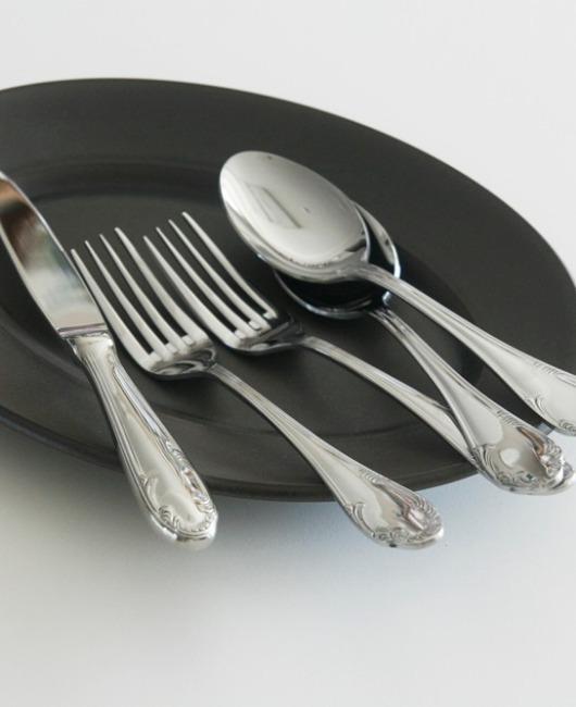 지젤 메인 커트러리