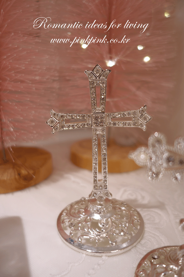 큐빅 크라운 스탠딩 십자가