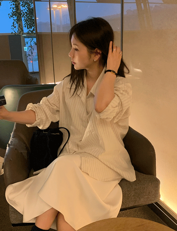 위드윤 [🏆BestSelling][모델소장/데일리룩강추]하우스 스트라이프 셔츠