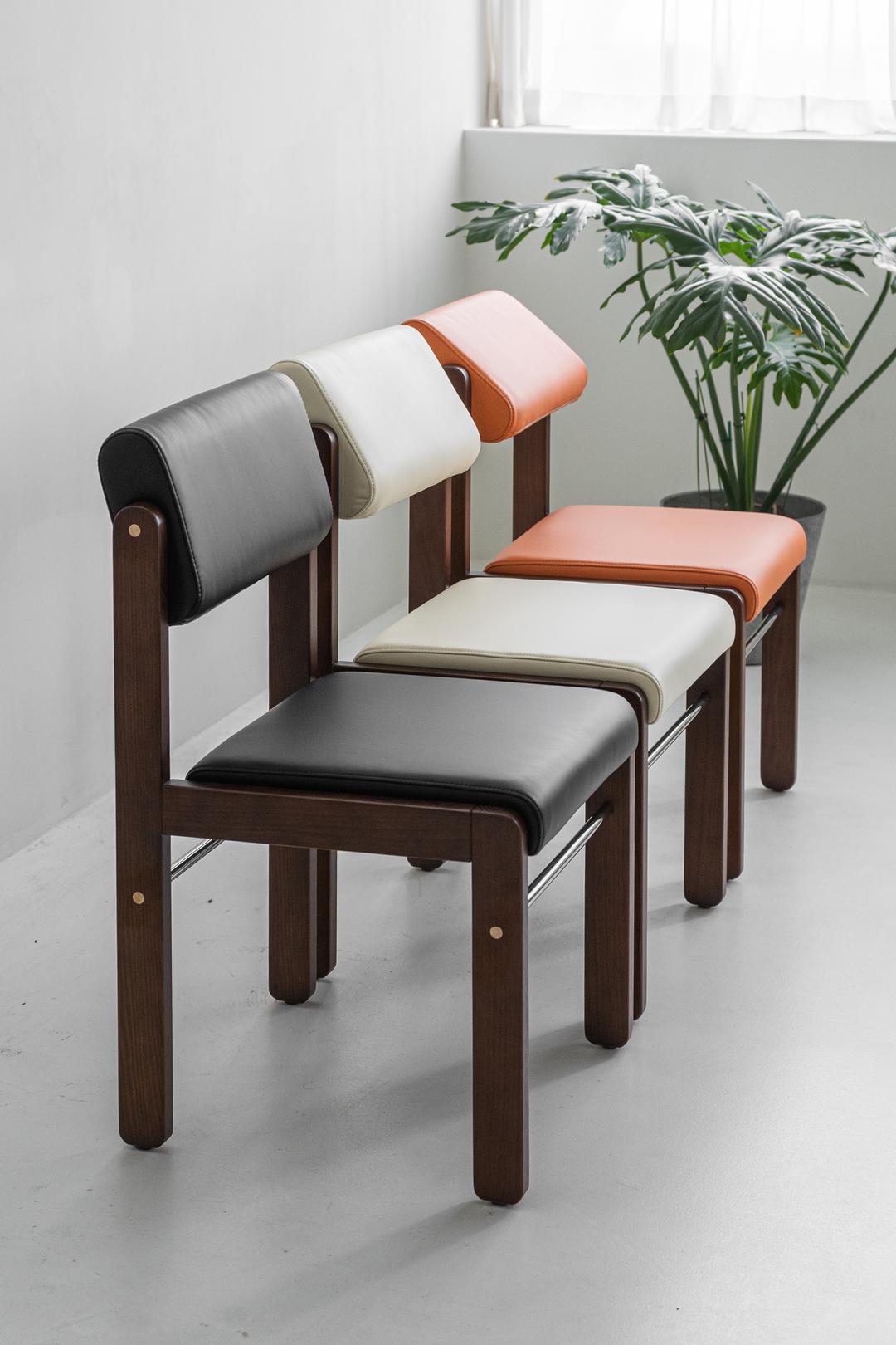 디토 회전 등받이 실리콘 가죽 체어