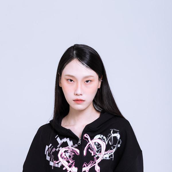 Triple Heart Hooded Zip-Up Black