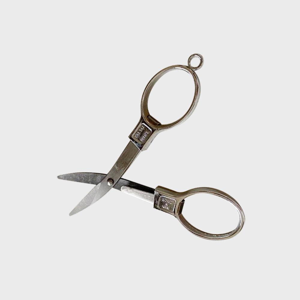 NIP&TUCK folding scissors