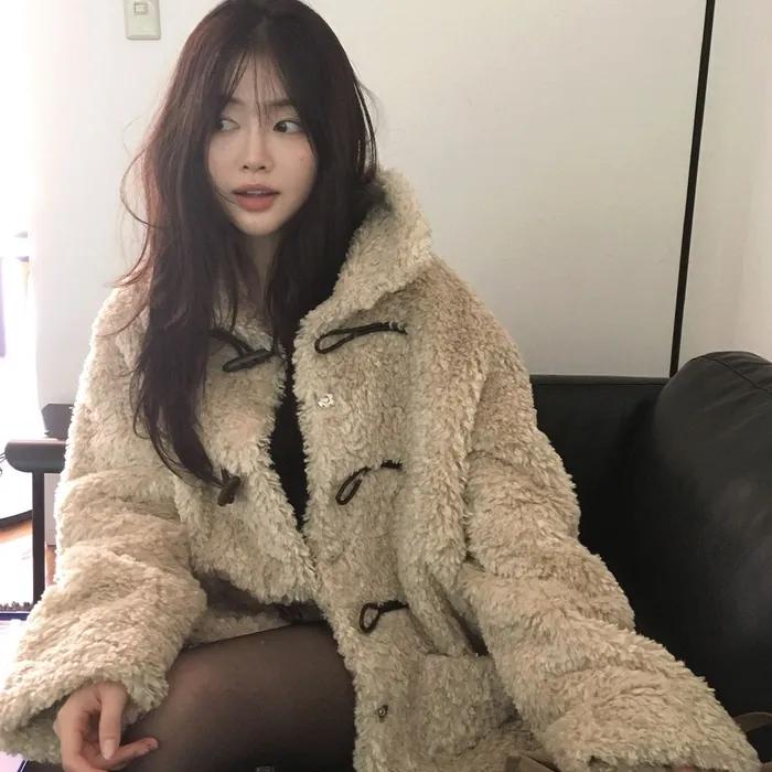 [정린 착용/9차 REORDER] CLOUD SEARING FUR COAT [BEIGE]