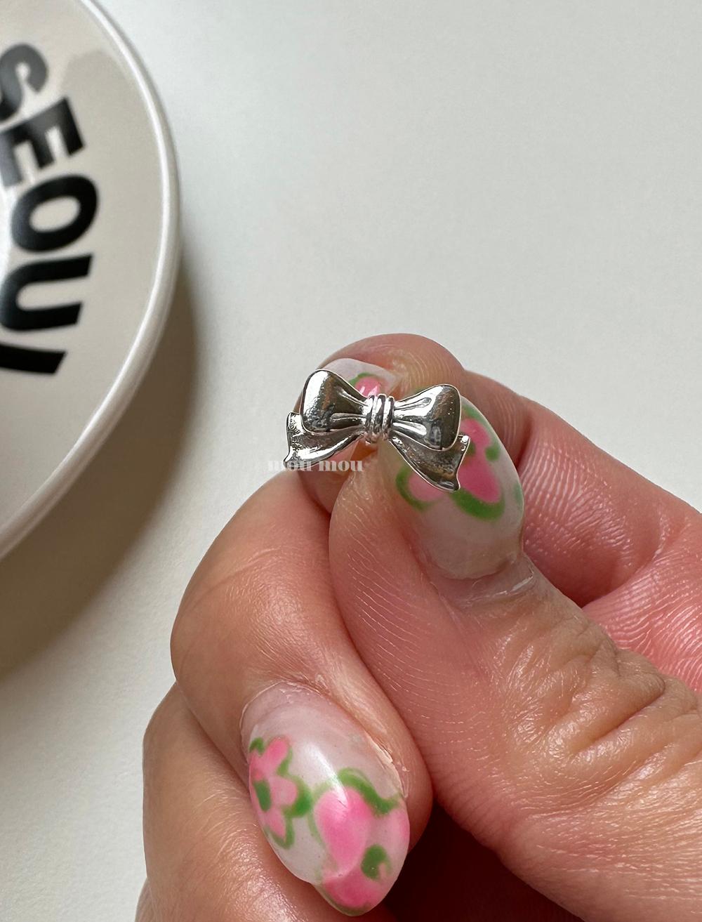 리본 피어싱 2  ribbon piercing 2