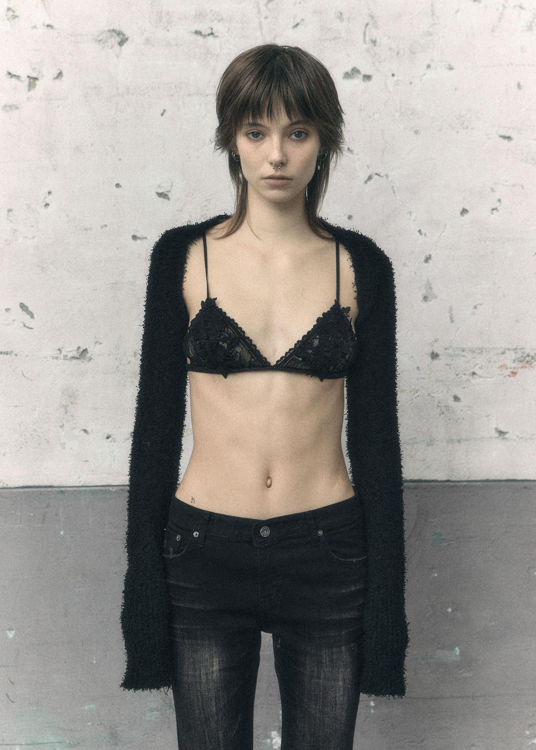 TEXTURED BOLERO CARDIGAN, BLACK