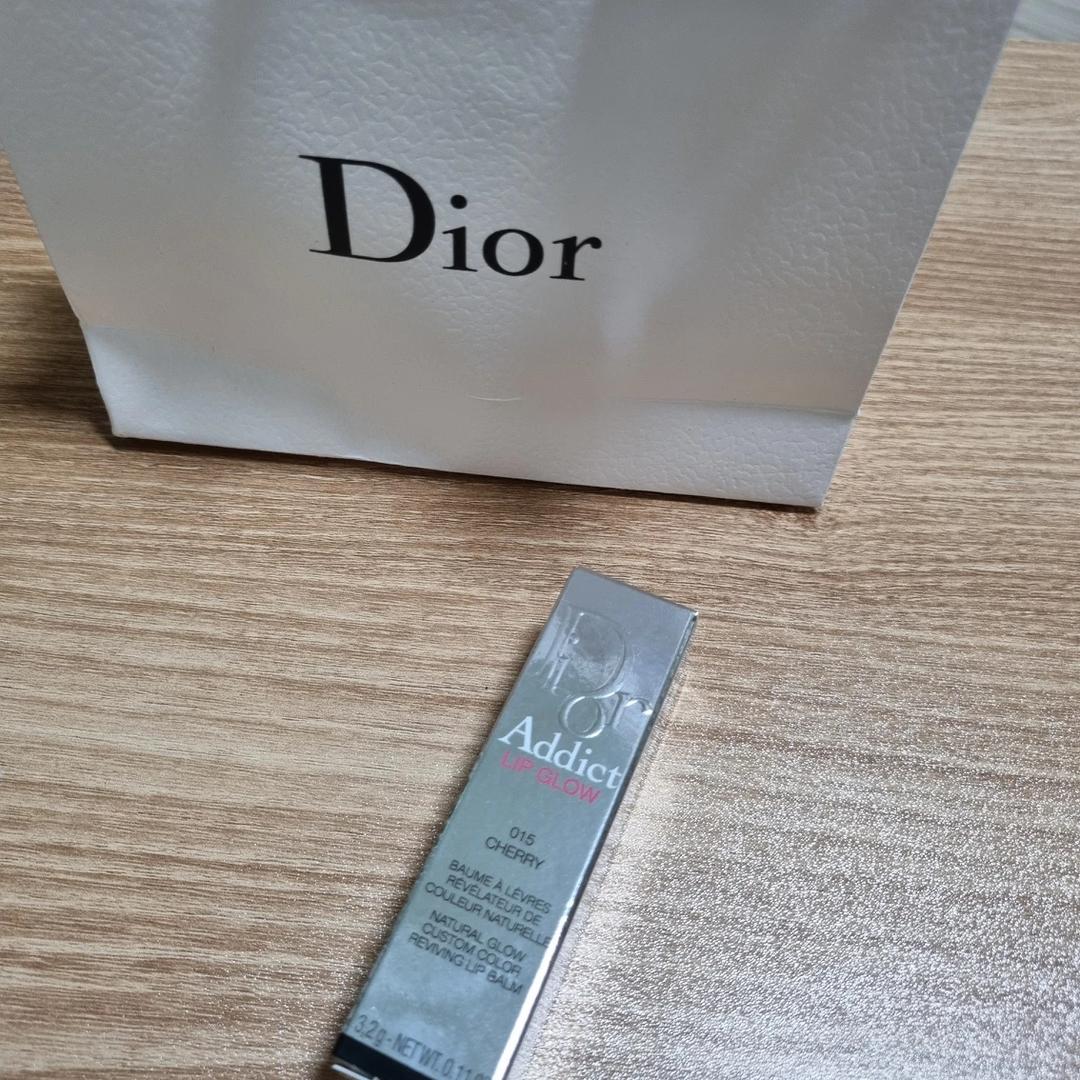 디올 어딕트 립 글로우 립밤