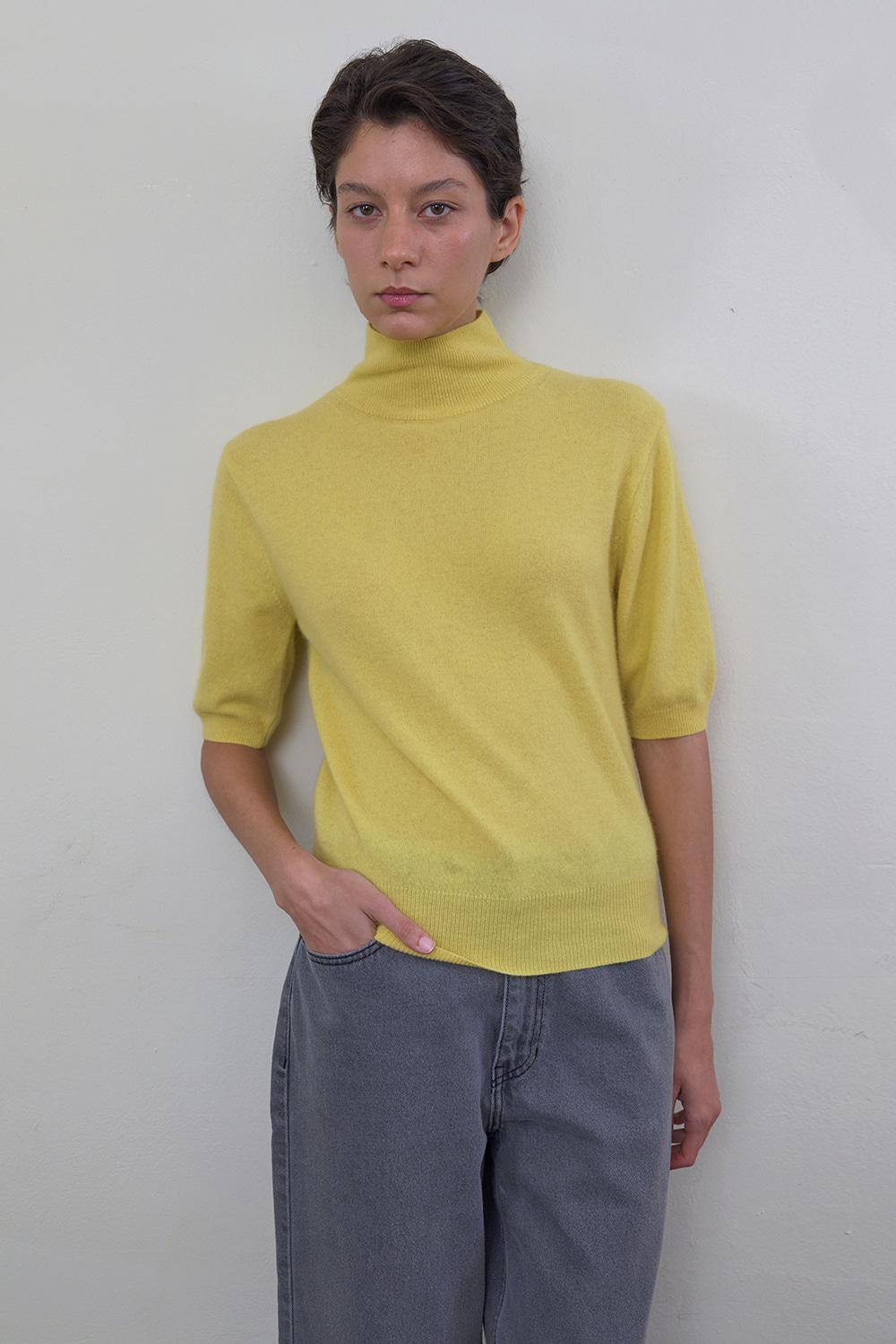 Half Sleeve Mock Neck Knit_Yellow