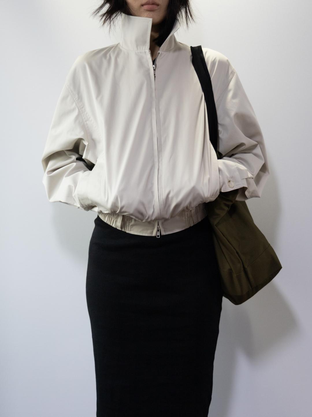 EMBROIDERY TOTE BAG (SOUVENIR) [KHAKI]