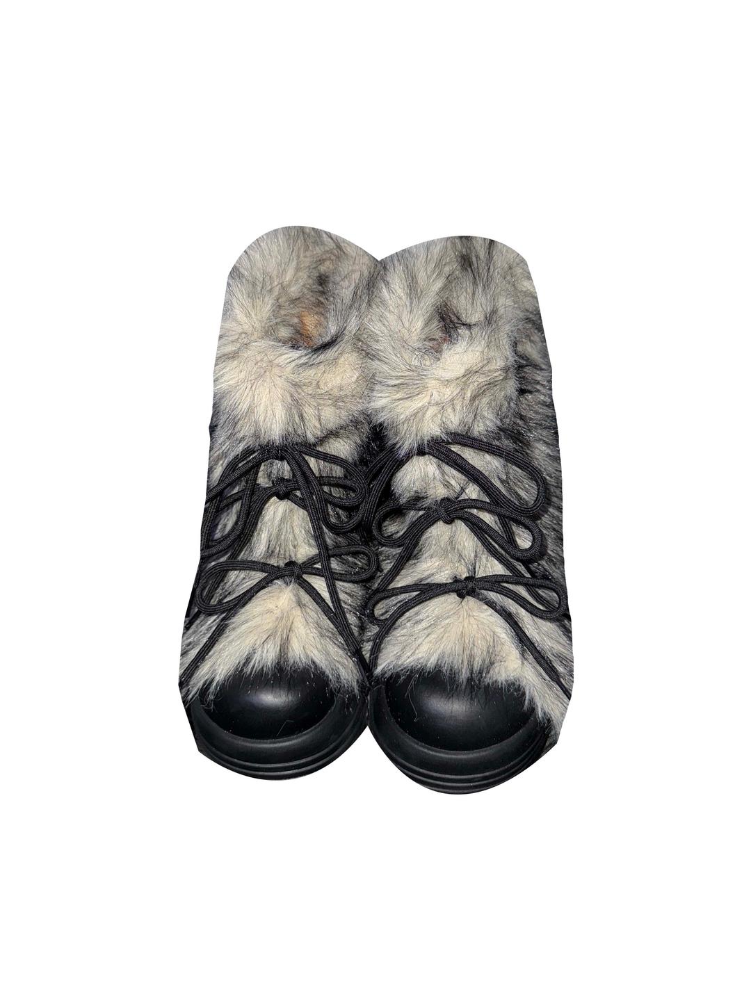 Dark Fur Boots