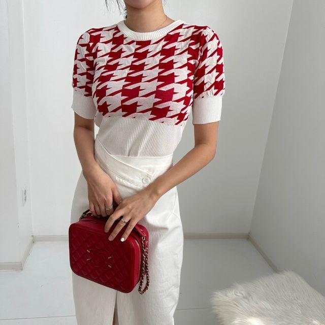 지도리체크 반팔니트