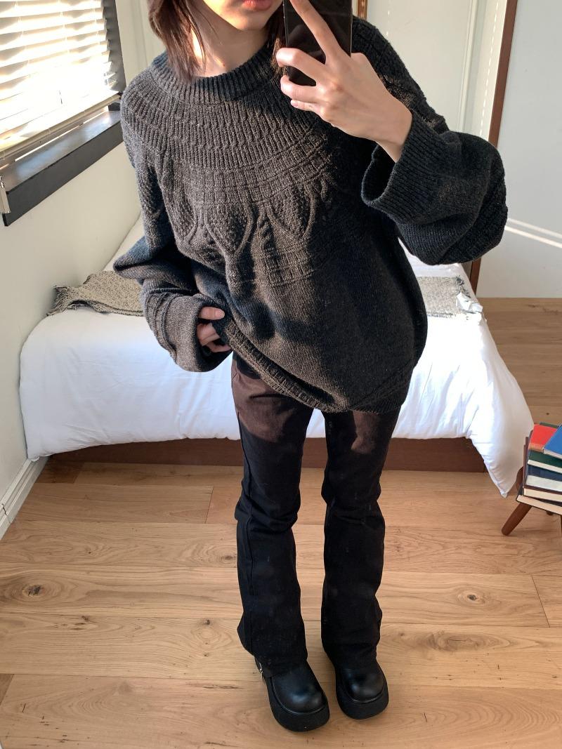 Easy bootscut pants