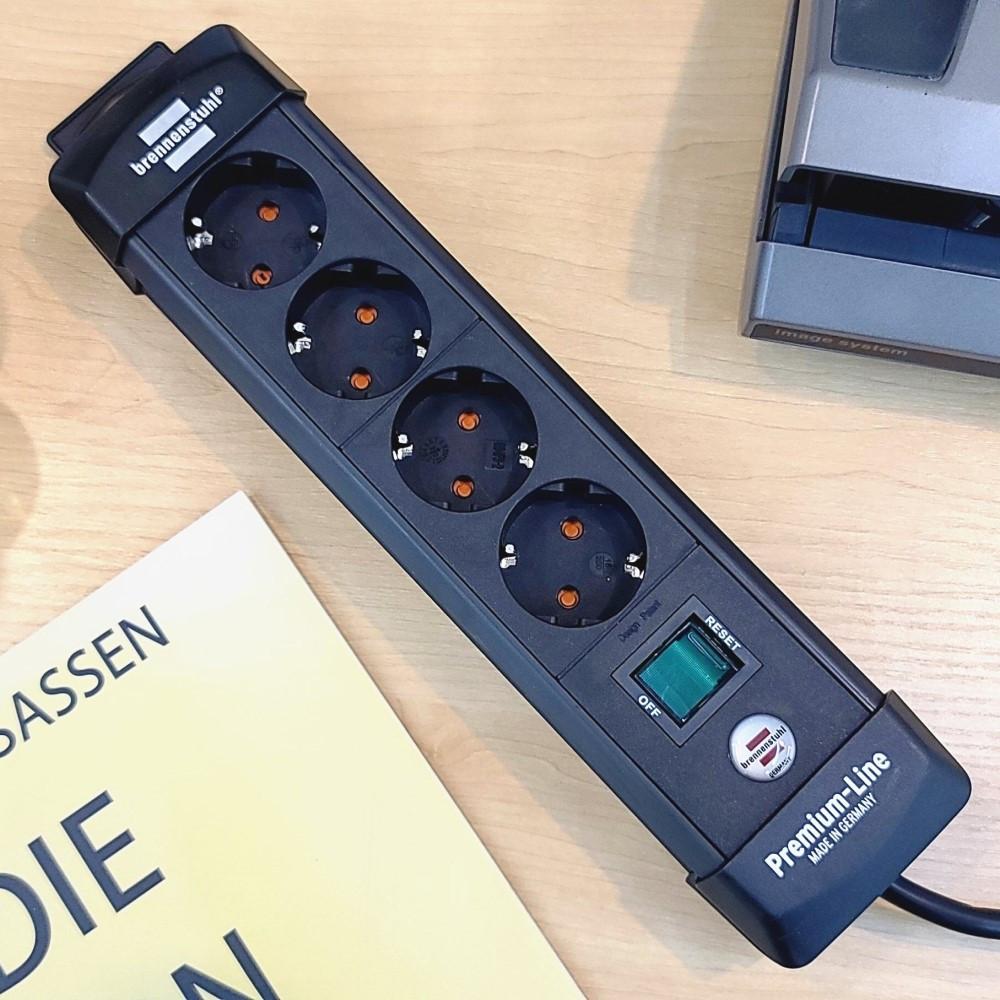 Brennenstuhl 고용량 멀티탭 PremiumLine 4구 올블랙 1.8M 멀티소켓
