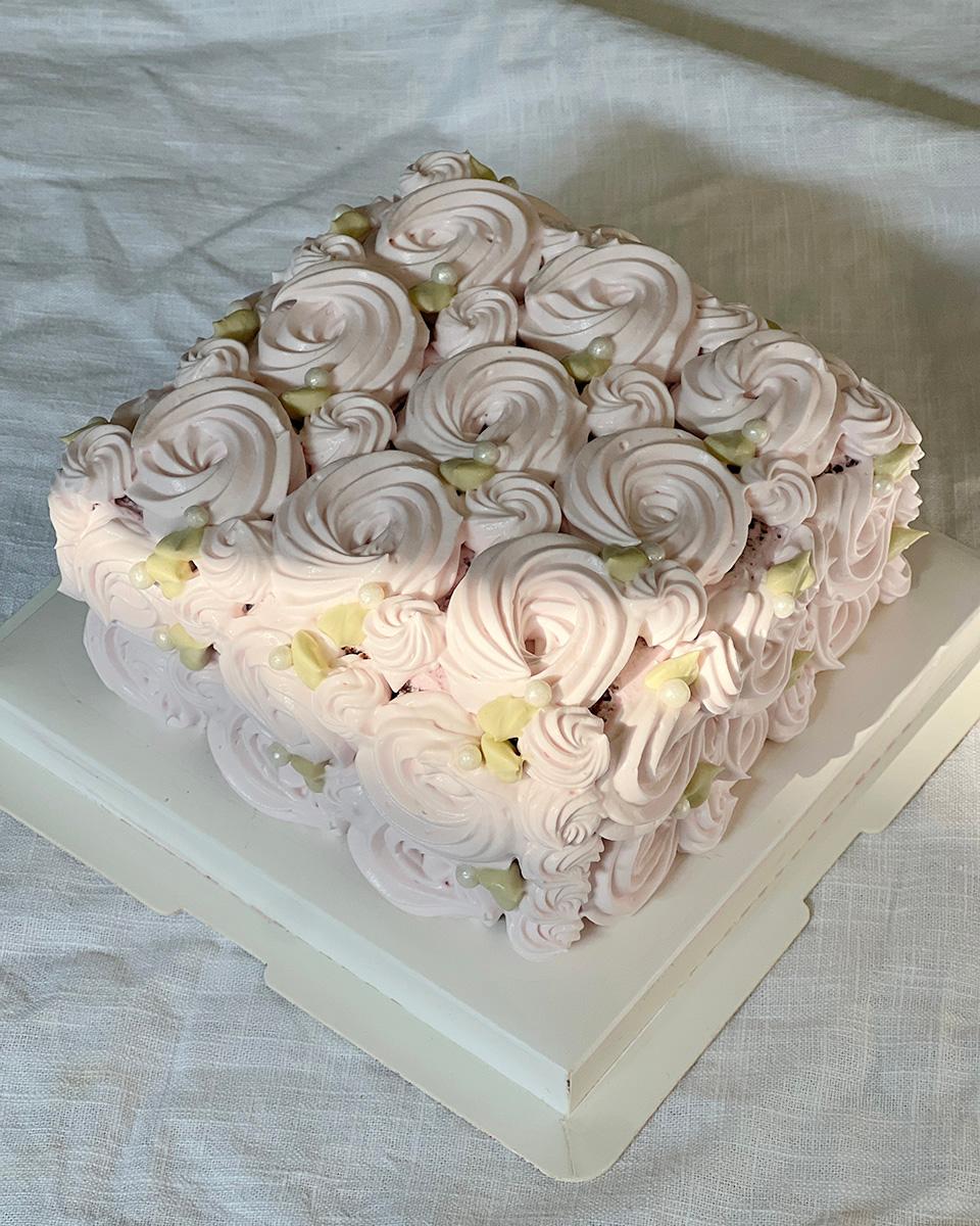 클래식 로즈 생크림 케이크