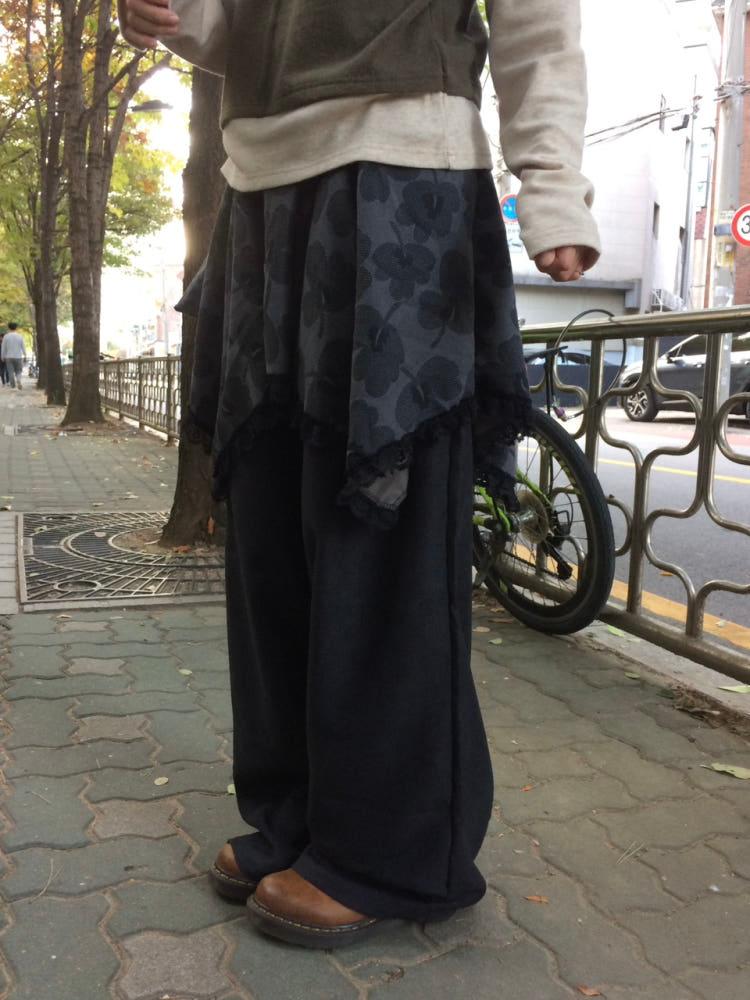 레이어드 밴딩 배색 프릴 레이스 플라워 치마 바지 (2 color)