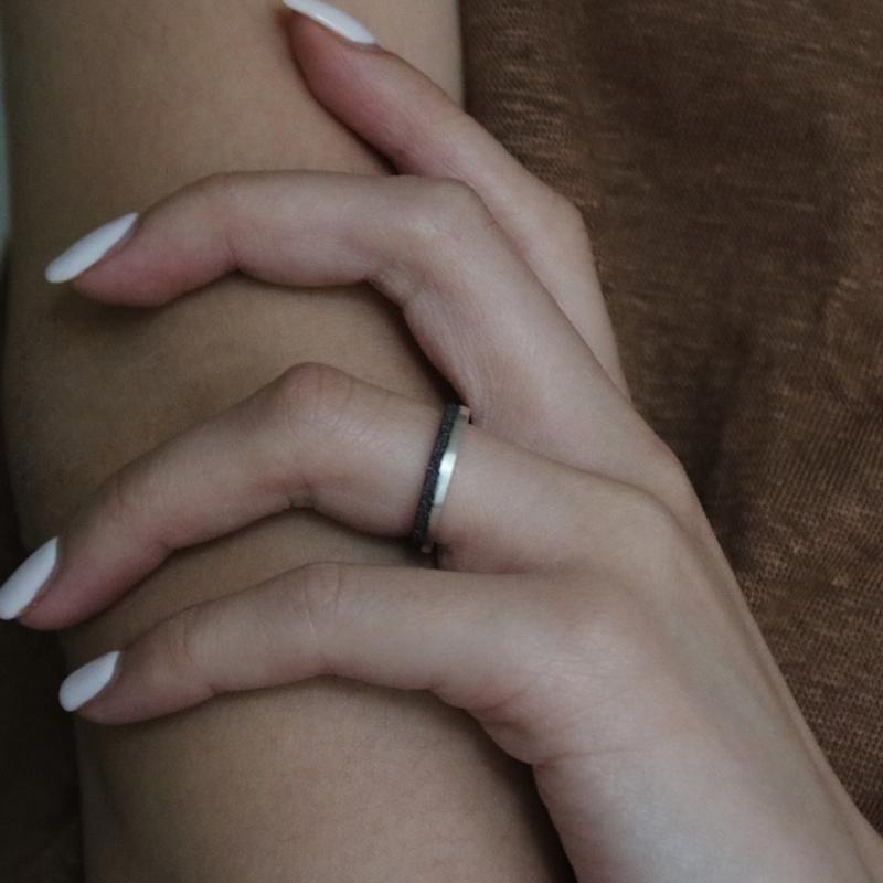 Basalt half square (현무암 절반 실버 평반지 스퀘어링)