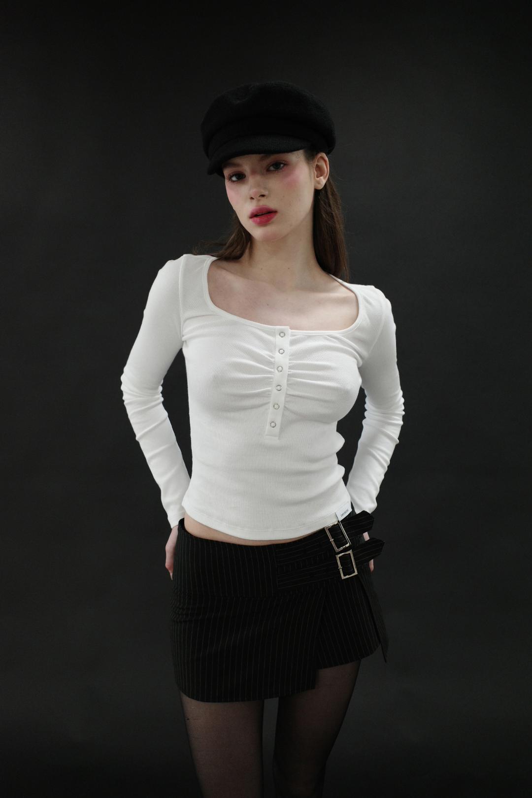 SNAP SHIRRING TOP (WH)