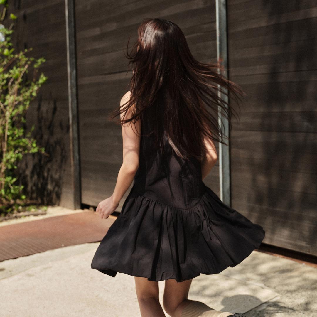 Volume Mini Dress (Black)