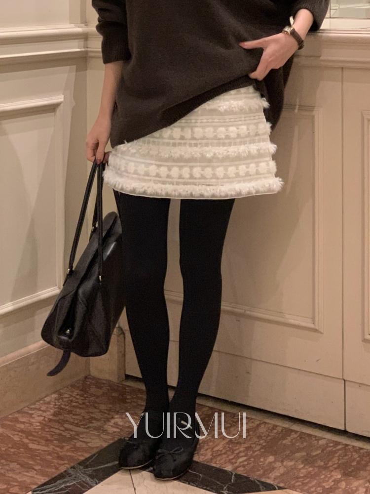 유이르무이 vergamot 베르가못 아델 프린지 A라인 미니 스커트 1color