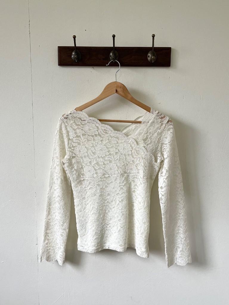 mysty woman lace see-through top