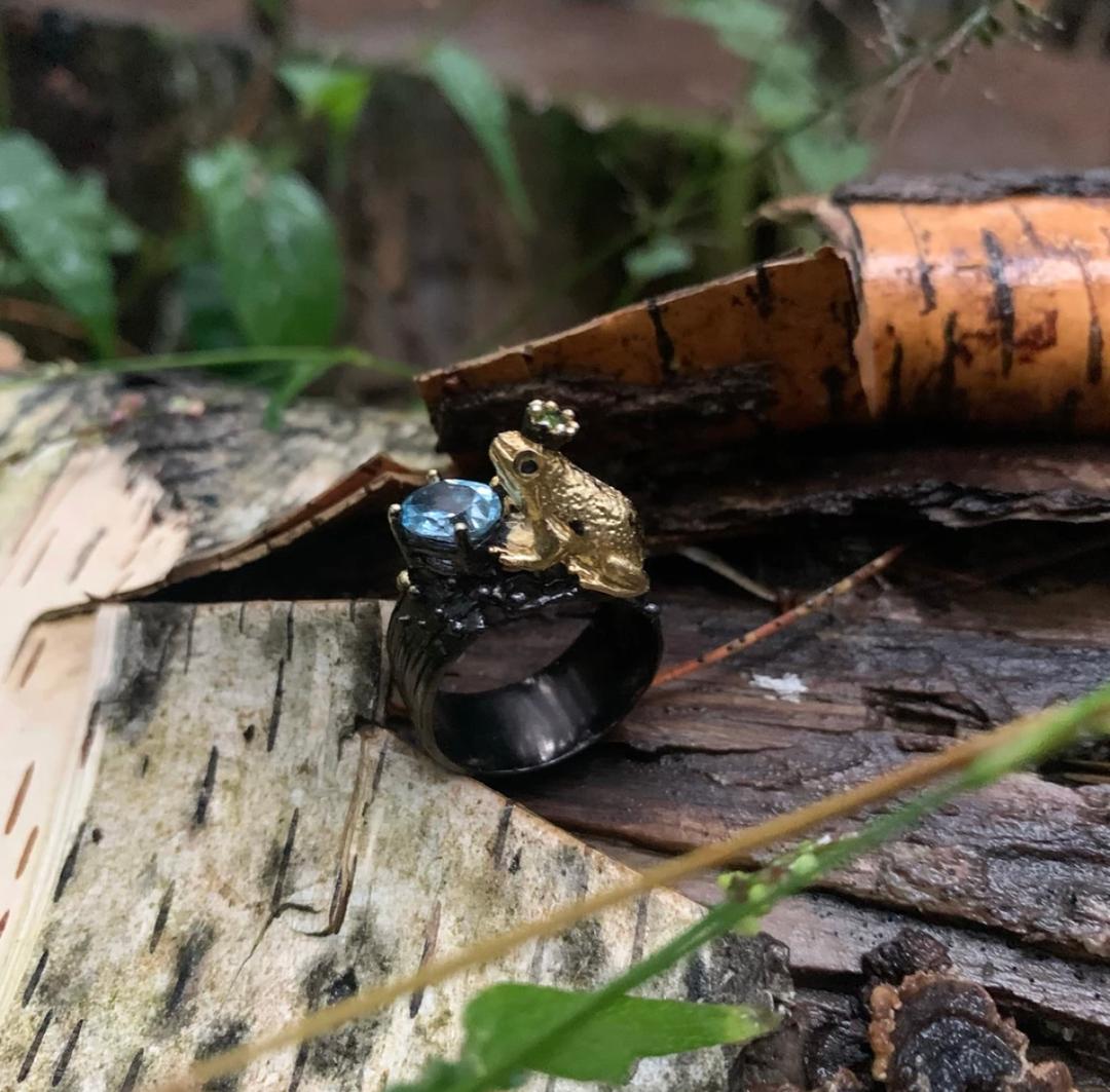 frog prince ring (bold version)
