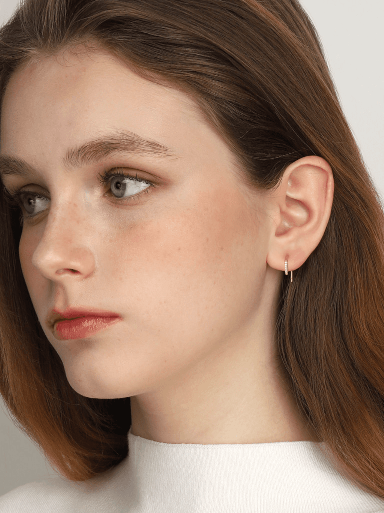 큐빅 후크 이어링