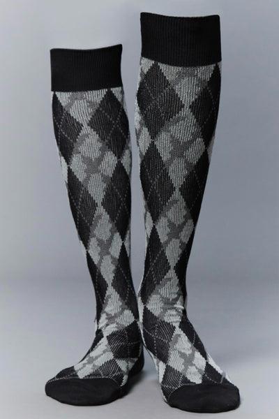 “MASU X TABIO” ANGEL ARGYLE SOCKS - BLACK / M25K6OJ006