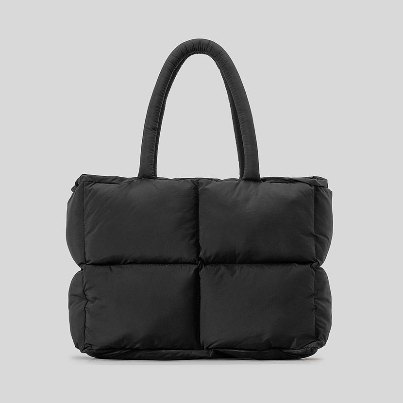 브레스 패딩 토트백