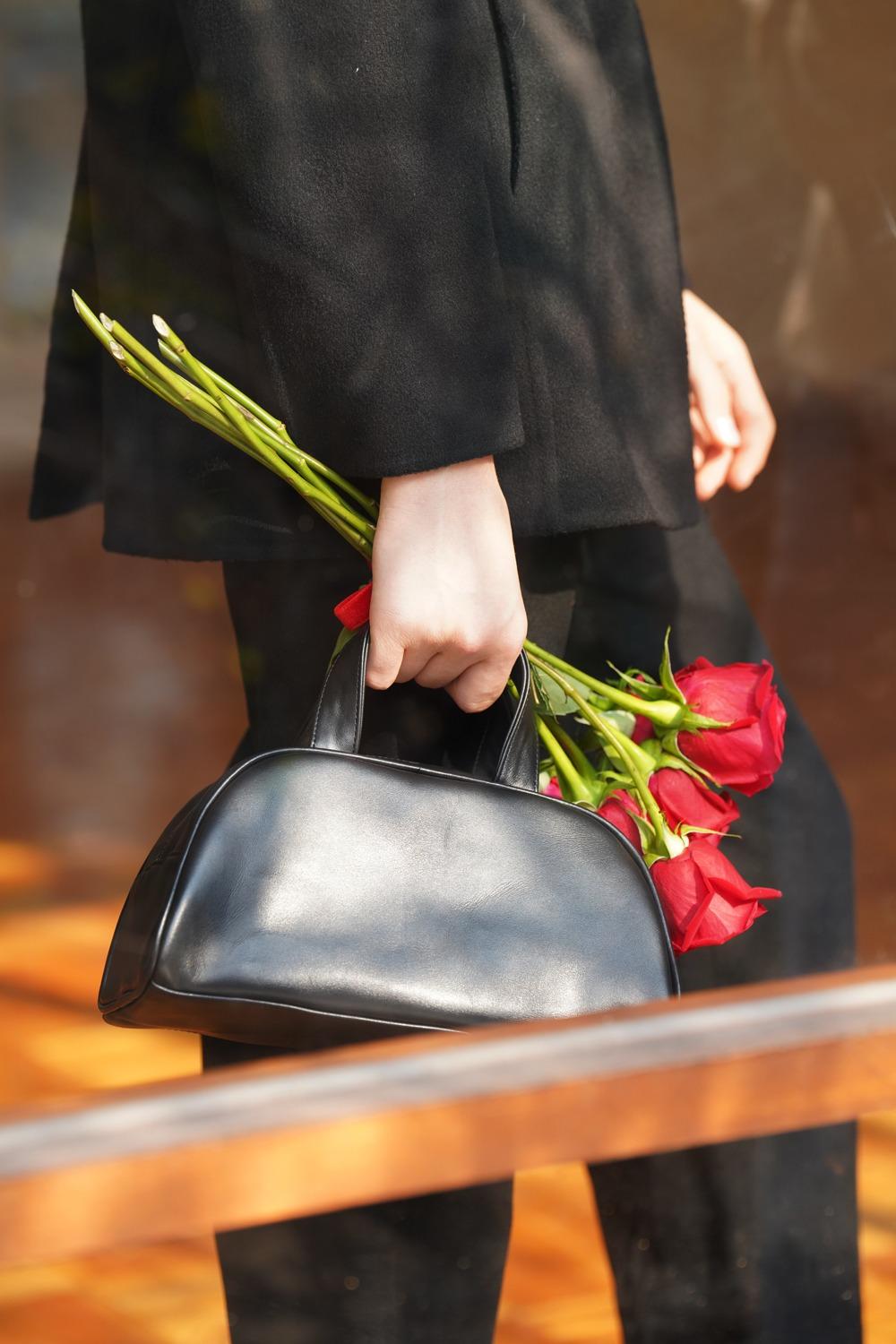 BOWLING BAG - LEATHER BLACK MINI