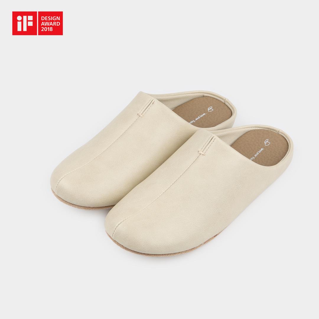 룸스 레더 슬리퍼 실내화 - 아이보리