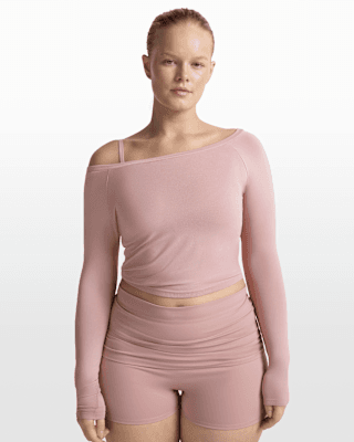 NikeSKIMS 스트레치 니트