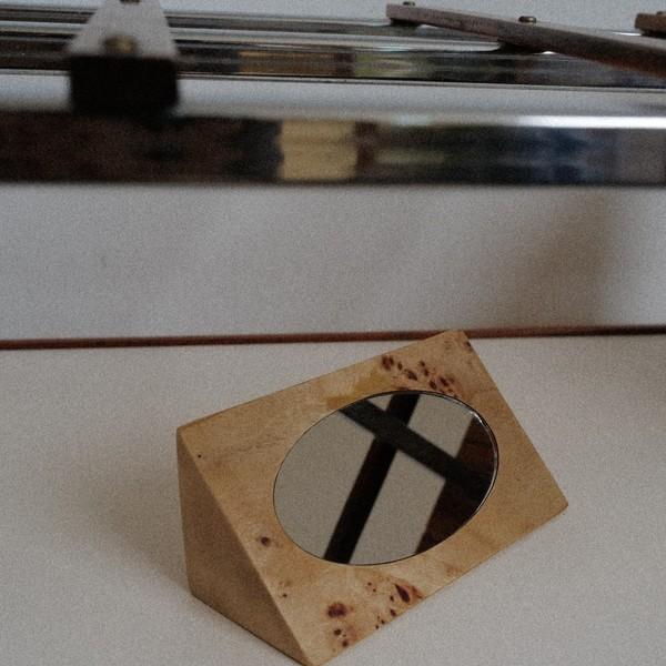 [GREY EDITION 042] Burlwood Tri Mirror