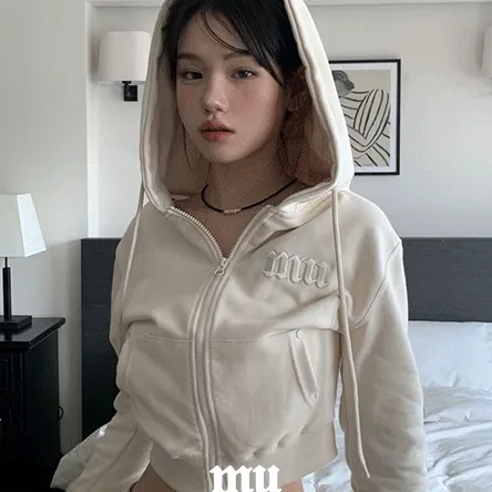 MADE [역대급디테일,핏🖤/전직원소장] 엠보 트레이닝 셋업 - 3color