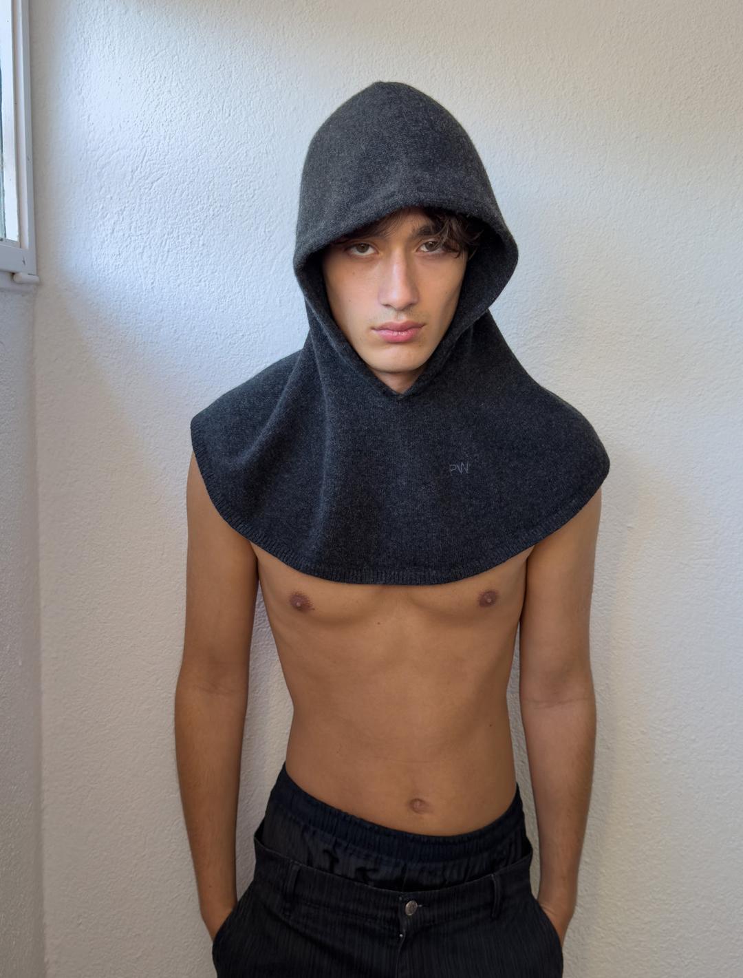 LUCIA-Hood with adjustable drawstring and embroidery detail