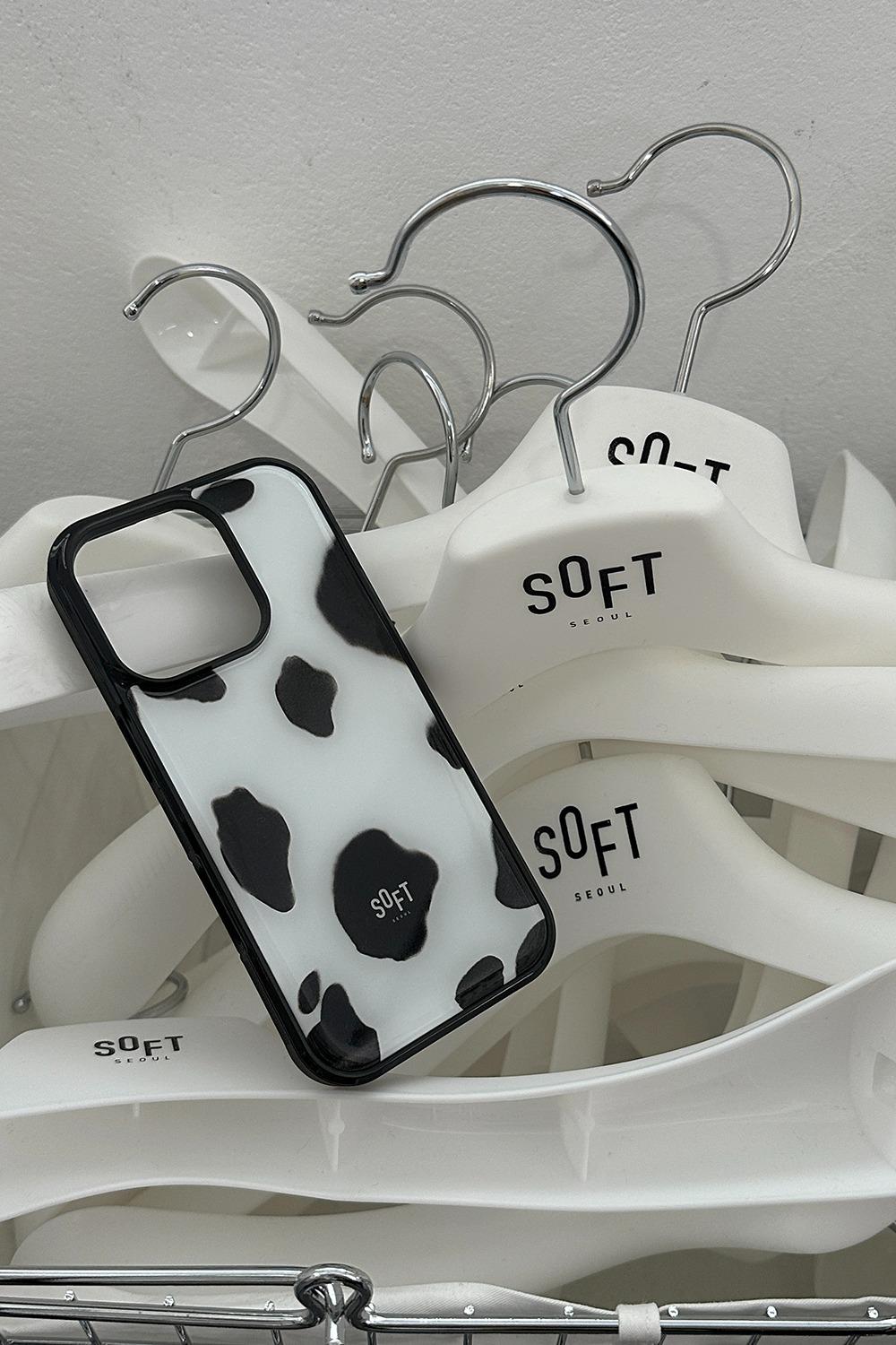 MILKCOW PATTERN PHONE CASE