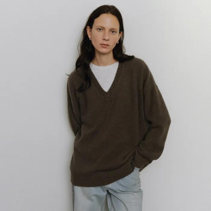 [with 시호] Super fine raccoon V-neck knit_4colors