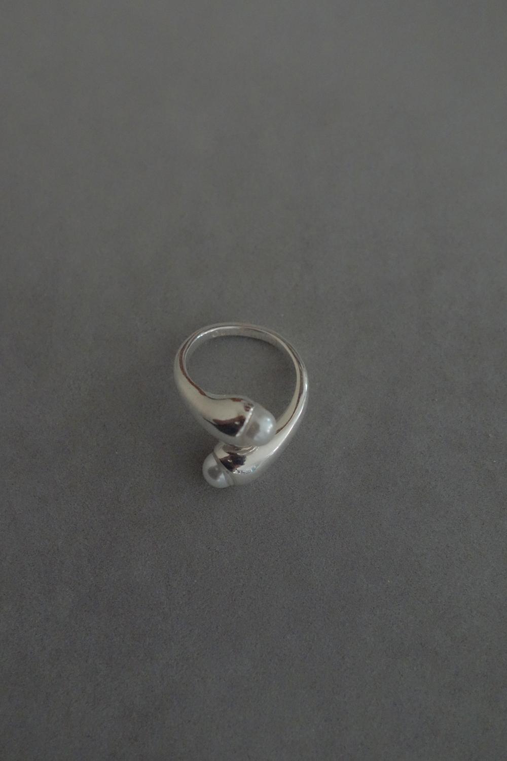 [Label Line]﻿ 24WT Pearl Twist Ring