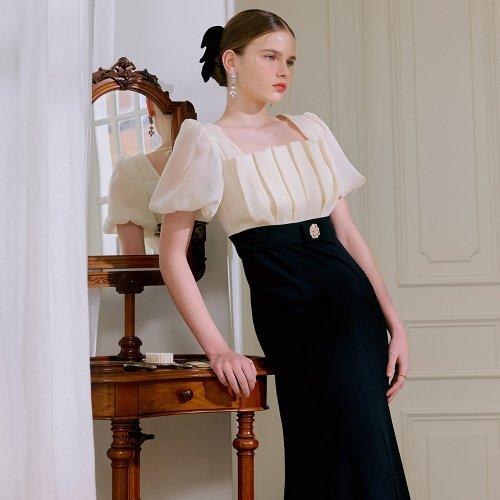 Freesia / Pleated Detail Puff Sleeves Dress