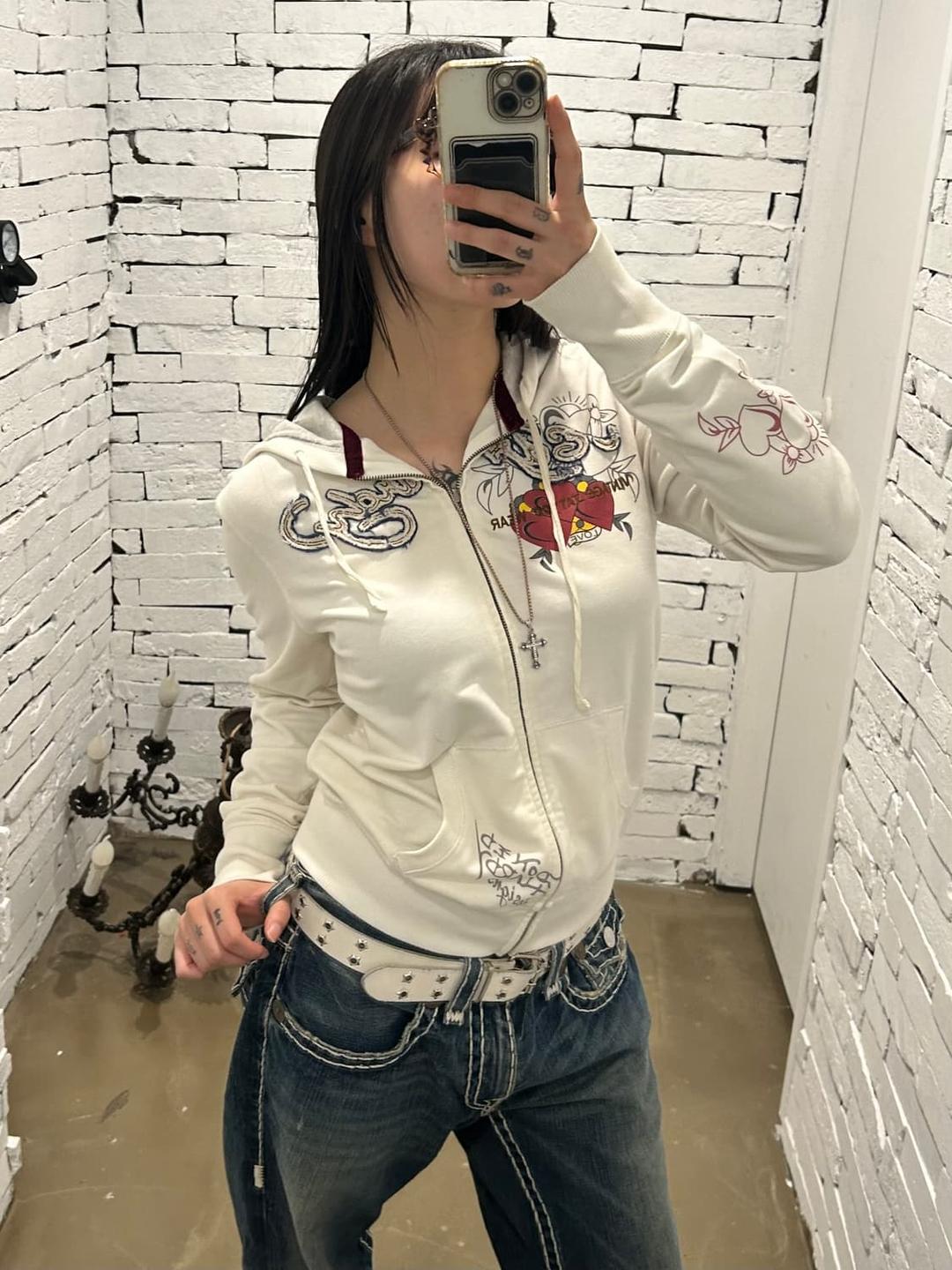 ED HARDY 00’s white hood zip-up | 후루츠패밀리