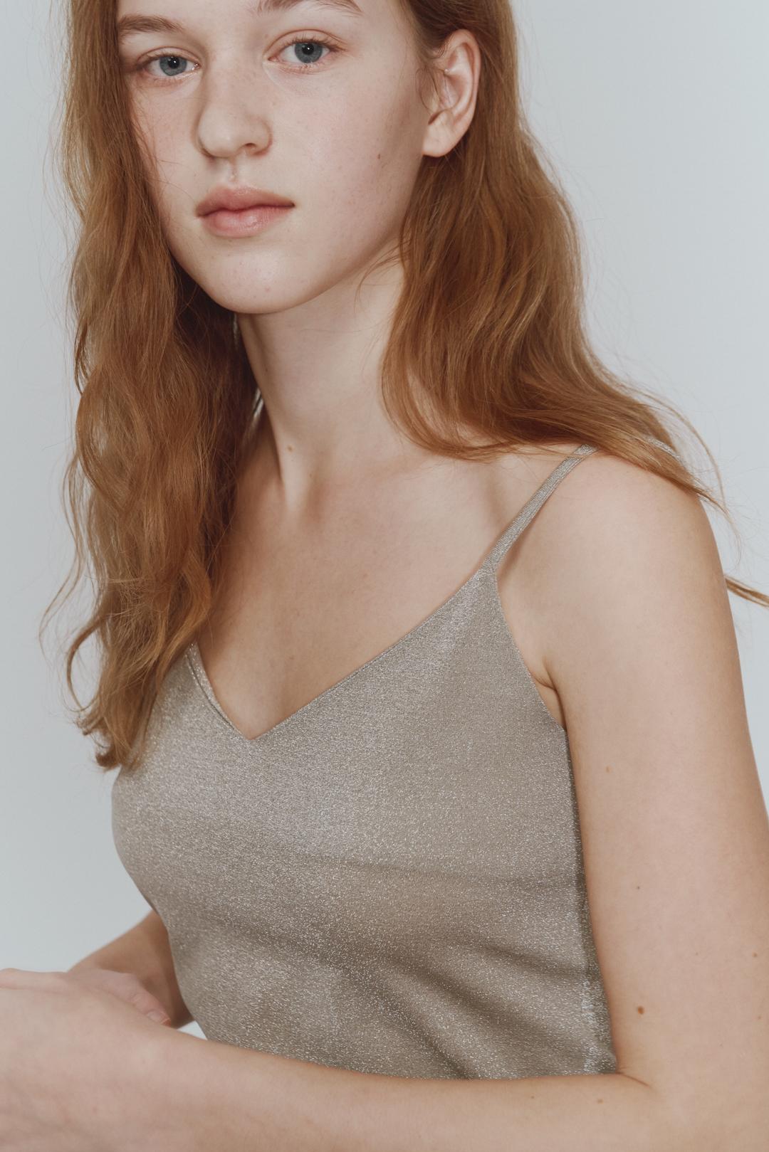 GLITTER SLEEVELESS TOP / SILVER