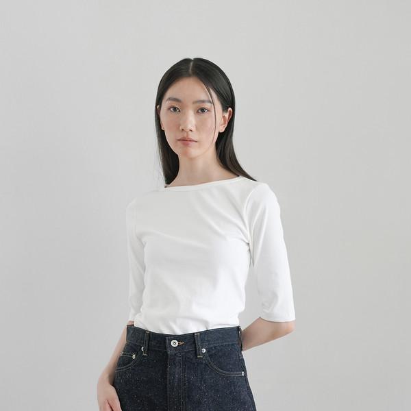 Boat-neck t-shirt (White)