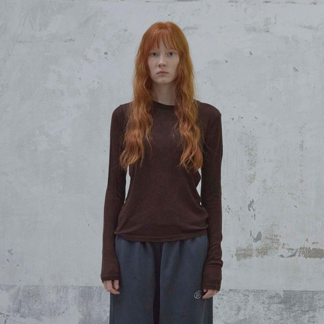 BASIC LYOCELL LONG SLEEVE JERSEY T-SHIRT, BROWN