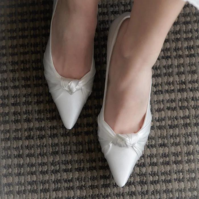 (29CM단독/WEDDING/바로배송) Kara 카라 포인티드 토 매듭 셔링 펌프스 웨딩 슈즈_260mm까지