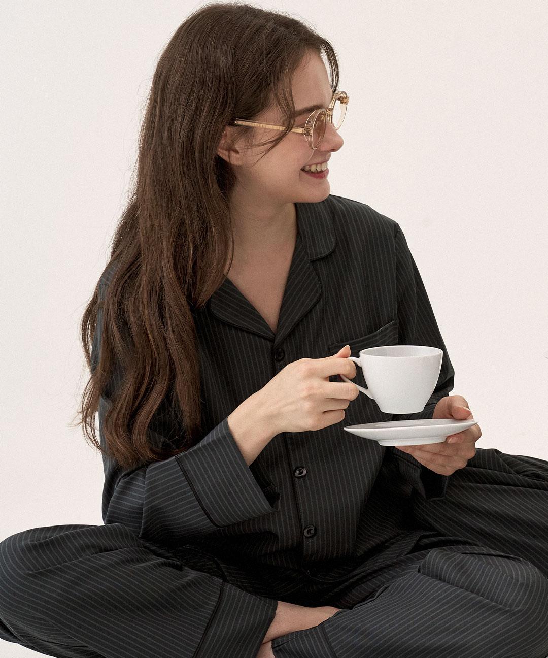 도씨 실크핏 모던 블랙 긴팔 커플 잠옷 세트