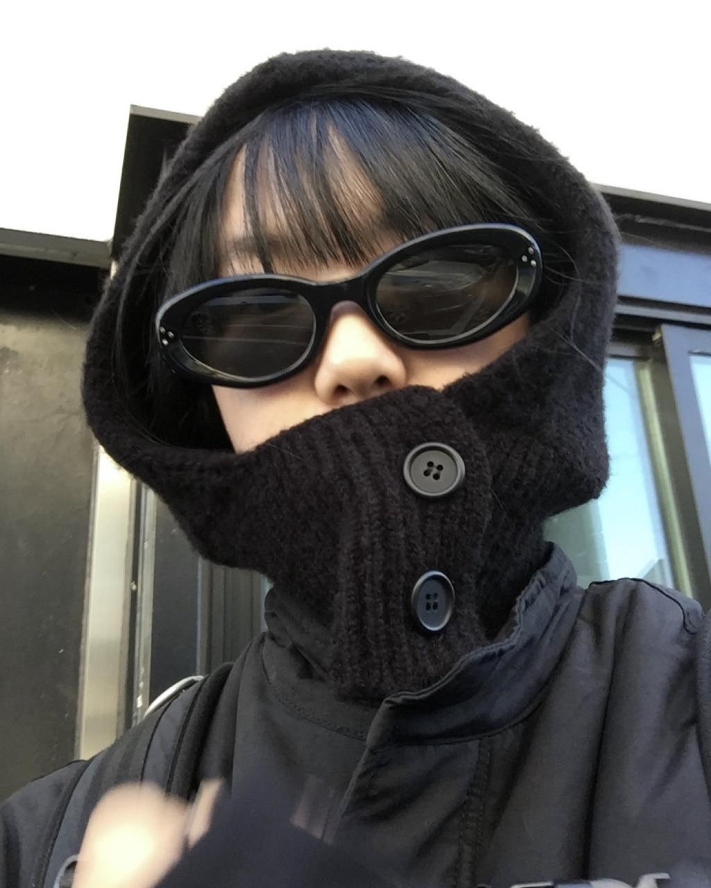 웜 버튼 바라클라바