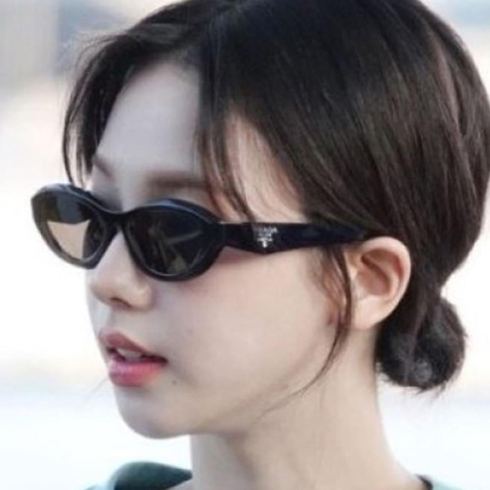 프라다 긱시크 뿔테 선글라스 SPR26Z-F