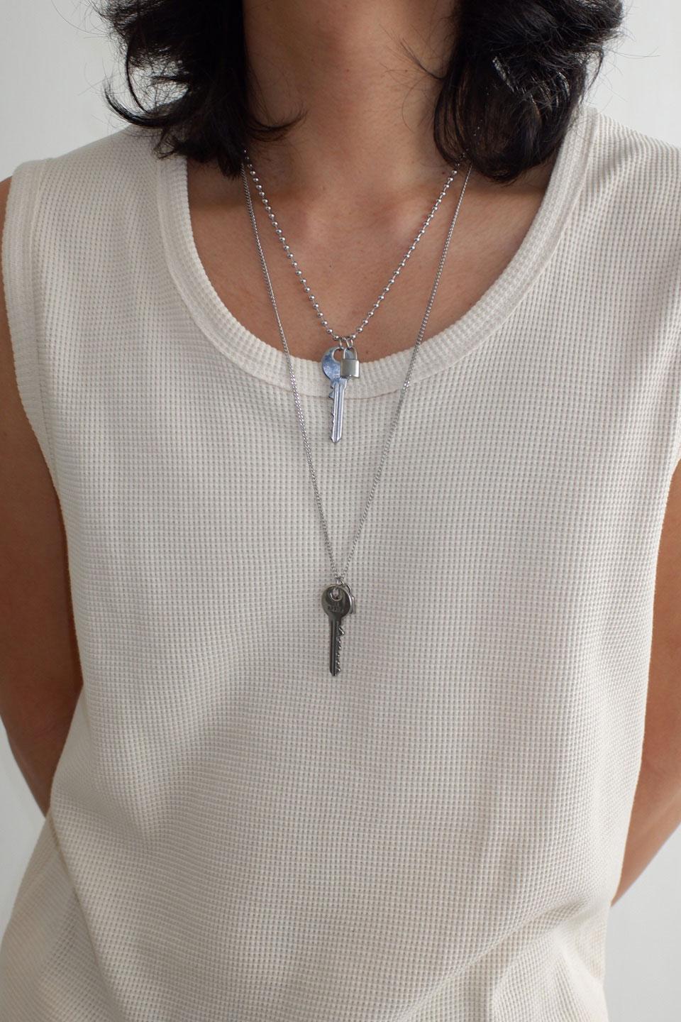 keylock necklace