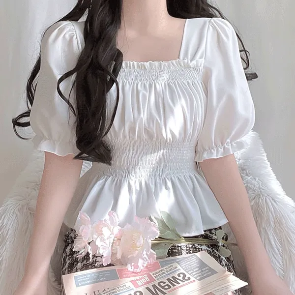 [샤인 반팔 ver] 샤인 스퀘어넥 프릴 셔링 스모크 밴딩 퍼프 블라우스