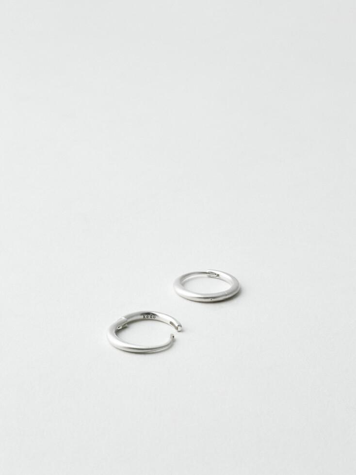 Medium Essential Hoops