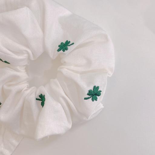 🍀행운🍀 네잎클로버 스크런치 곱창밴드