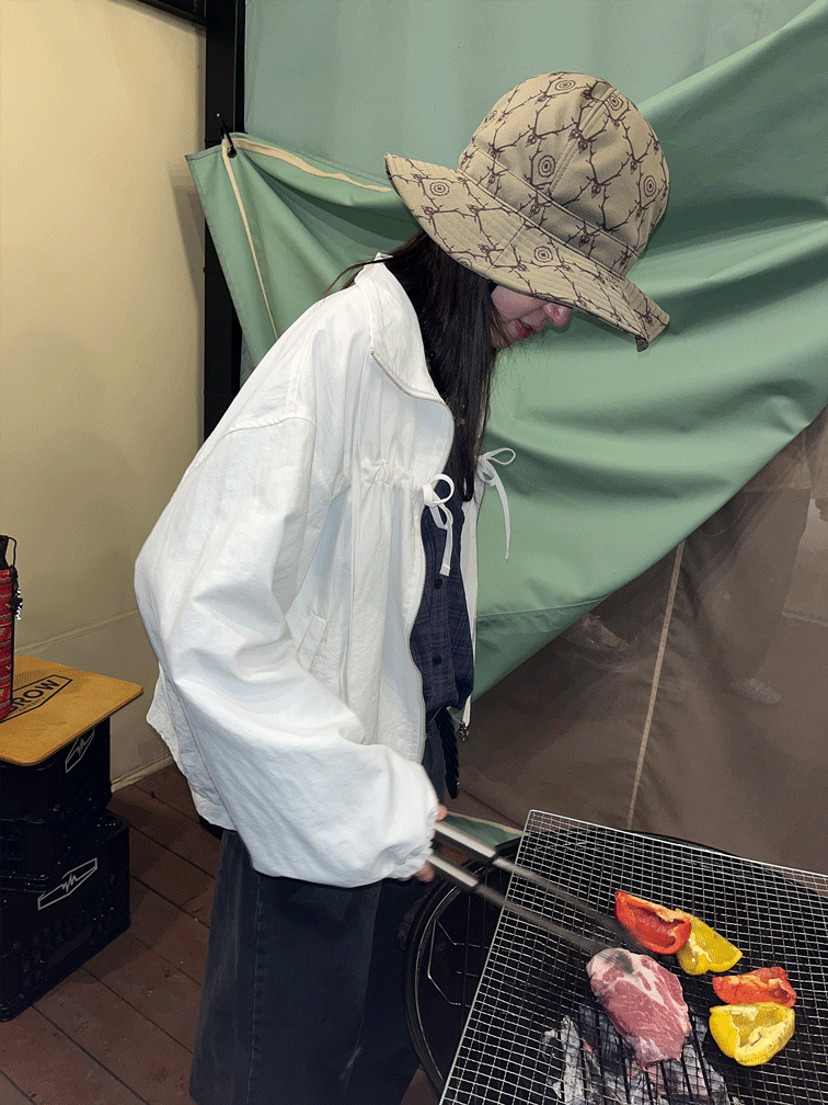 김아홉 윈드 리본 하이넥 JP